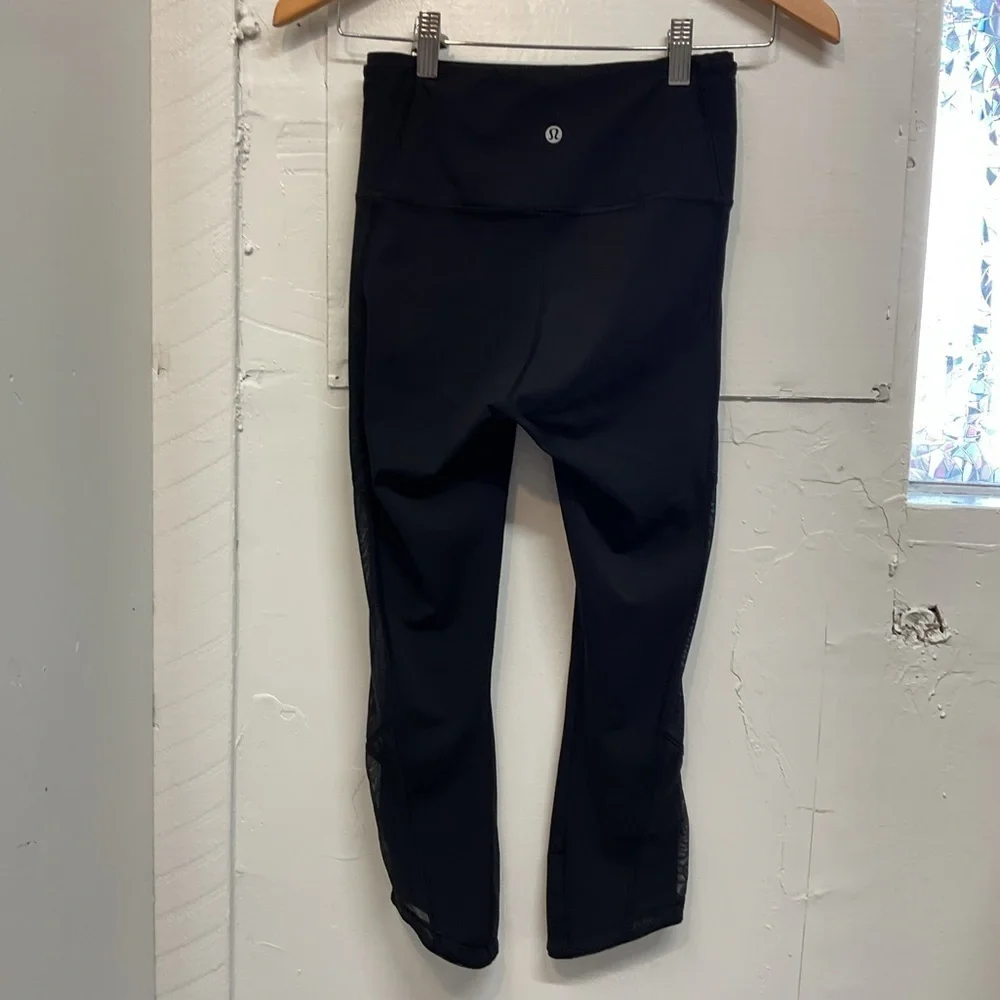 Lululemon Black Crop Leggings With Mesh Sides size 4